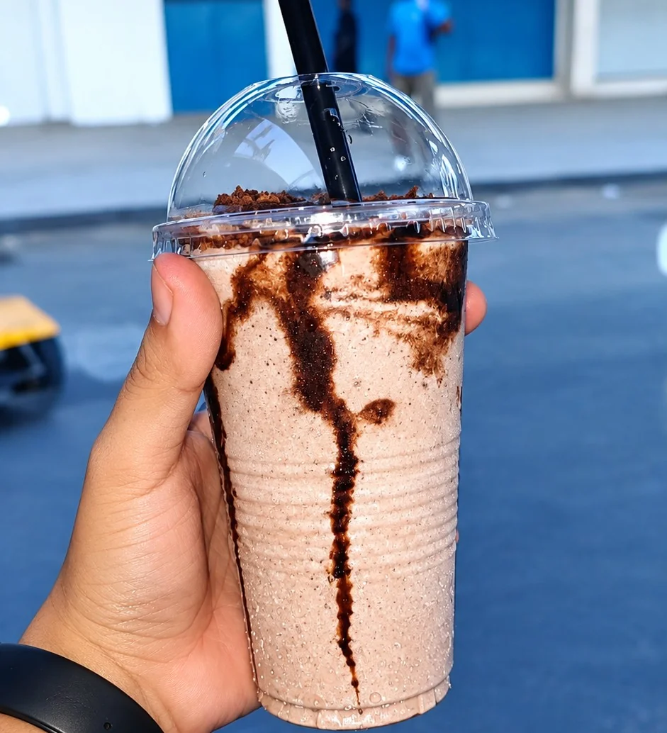 Fresh fruit and drinks at Bibla Fruit Parlour